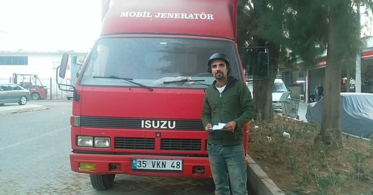 Kamyon şoförüne 'kask kullanmama' cezası