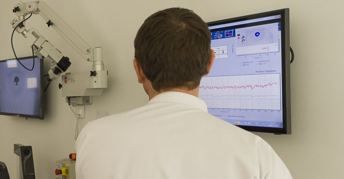 FETÖ'nün mor beyin tuzağı kurbanı doktorlar göreve iade oldu