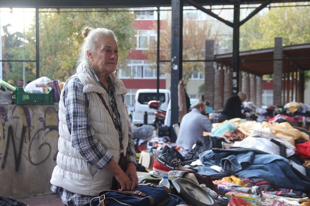 Yeşilçam'ın 'Bayan Bacak'ı Serpil Örümcer tezgah başında