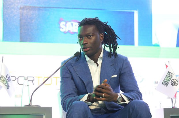 Bafétimbi Gomis kimdir?