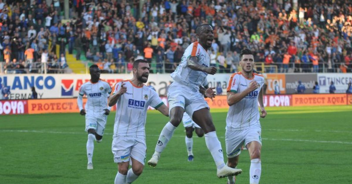 Alanyaspor: 0 - Kasımpaşa: 0 MAÇ SONUCU 14