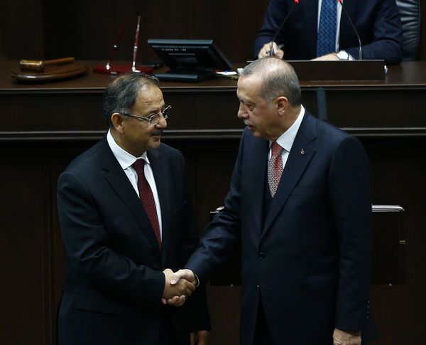 Cumhurbaşkanı Erdoğan'ın grup toplantısında açıkladığı 20 aday arasında Özhaseki de bulunuyor.