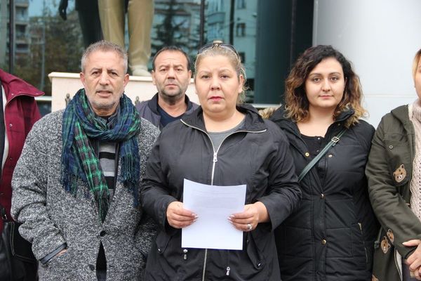 Açlıktan ölen kediler için suç duyurusu