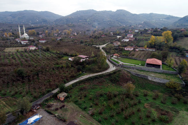 650 yıllık çivisiz cami hem ibadete hem turizme kazandırıldı
