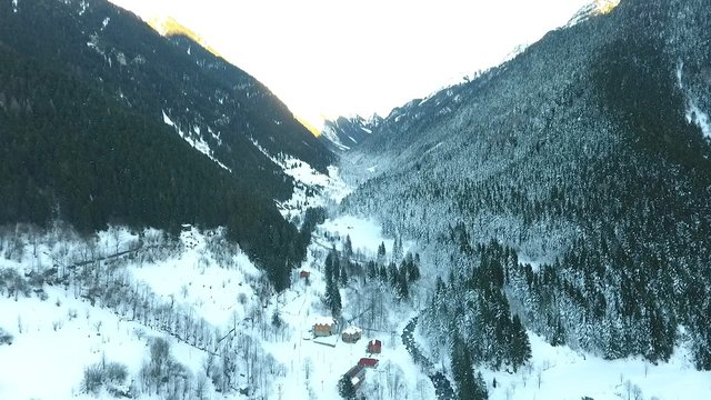 Çat Vadisi'nde kış güzelliği