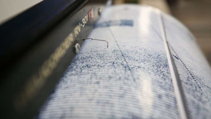 Ege Denizinde 5.4 büyüklüğünde deprem Ege Denizinde 5.4 büyüklüğünde deprem