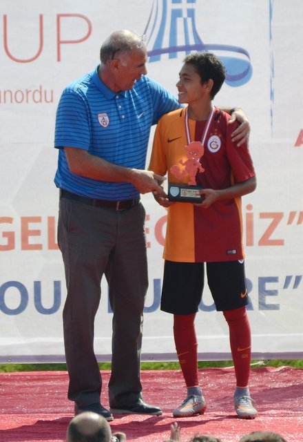 Mustafa Kapı, Galatasaray tarihine geçti! Mustafa Kapı kimdir ve kaç yaşında?