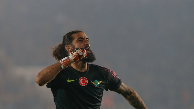 Akhisarsporda Fatih Öztürk formayı hiç çıkarmadı 44