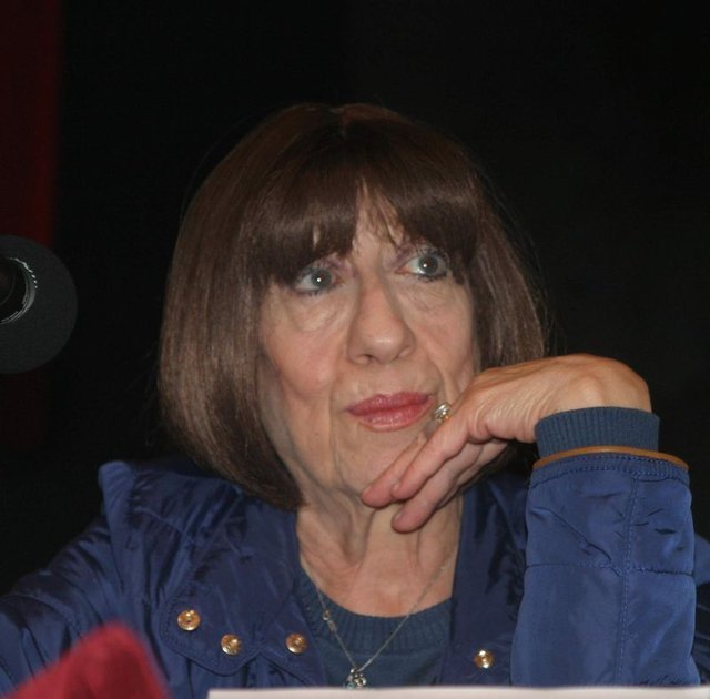 Son dakika Ayşen Gruda�dan korkutan haber! Ayşen Gruda kimdir