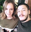 Dizi setinde başlayan arkadaşlıkları aşka dönüşen Miray Daner-Kubilay Aka çiftinin aşkları doludizgin devam ediyor. Ünlü çift, mutluluklarını sosyal medya hesaplarından takipçileriyle paylaşıyor