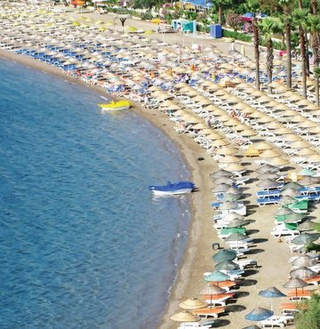 Uluslararası danışmanlık ve denetim şirketi EY’nin “Turizm Sektörü Değerlendirmesi” raporuna göre, turizm sektöründe büyüme 2017’de kaydedilen toparlanmanın ardından ivmelenerek devam ediyor. Rapora göre, turizm sektörünün Türkiye’nin gayrisafi milli hasılasına doğrudan katkısının 2018’de 36.3 milyar dolara ulaşması öngörülürken, turizm gelirlerinin ise bu yıl bir önceki yıla göre yüzde 11.3 yükseliş göstermesi bekleniyor