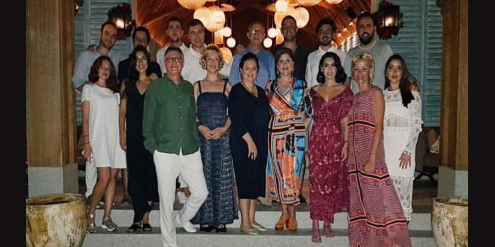 Maldivler'de 2019 karşılaması...