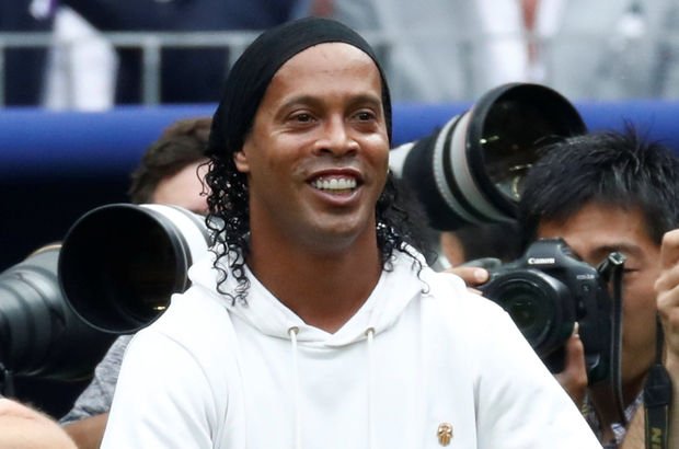 Ronaldinho'ya büyük şok! 