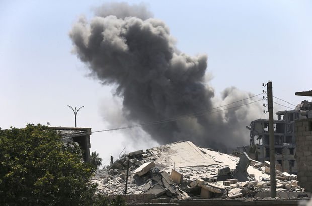 Suriye'nin doğusuna DEAŞ saldırısı: 32 ölü!