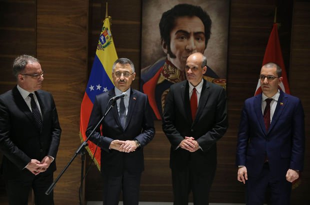 Cumhurbaşkanı Yardımcısı Oktay, Venezuela'da