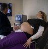 Anaokulu öğretmeni 44 yaşındaki Semra Çebi, 8 tüp bebek tedavisinin ardından başarılı sonuç alınamayınca, Prof. Dr. Timur Gürgan