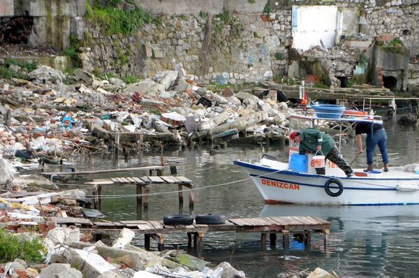Kentin nefes alacağı alan olacaktı, çöplük oldu