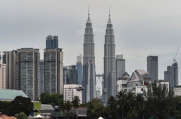Malezya'da bedava yemek kuponu dağıtımında iki yaşlı kadın ezilerek öldü