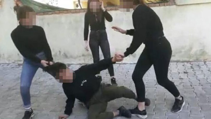 3 kız öğrenci, bir arkadaşlarını dövüp, yerde sürükledi