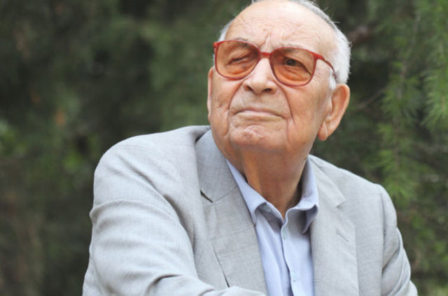 Yaşar Kemal 4. ölüm yıldönümünde anılıyor! İşte, Yaşar Kemal'in hayatı ve eserleri