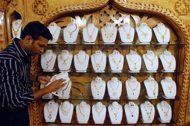 LAST MINUTE | gold prices! Quarter of gold grams dropping gold prices! March 1 live gold price