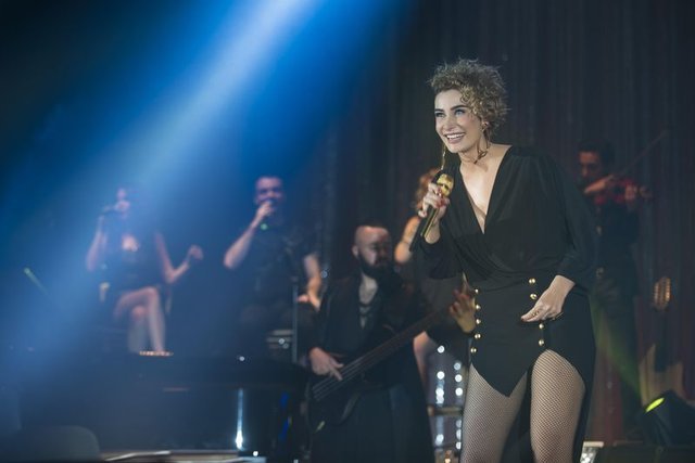 Hazer Amani ve Sıla için bomba iddia! Hazer Amani eşinden boşandı ve Sıla'nın evine yerleşti - Magazin Haberleri