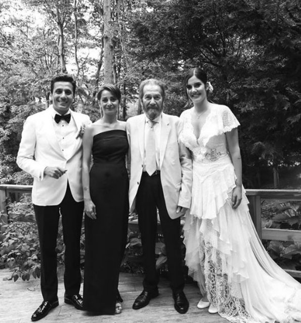 Ferhan Şensoy eşi Cem Öğet'in yeni yaşını kutladı - Magazin haberleri