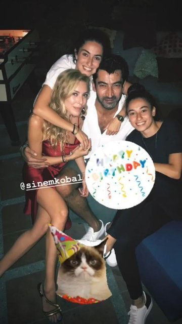 Sinem Kobal ile Kenan İmirzalıoğlu aşka geldi - Magazin haberleri