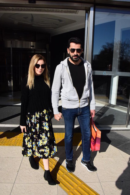 Sinem Kobal ile Kenan İmirzalıoğlu aşka geldi - Magazin haberleri
