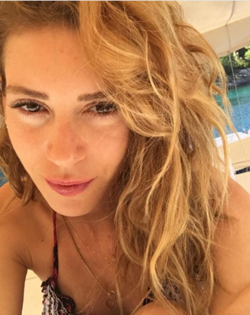 Sinem Kobal ile Kenan İmirzalıoğlu aşka geldi - Magazin haberleri