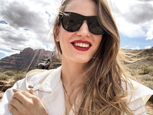 Serenay Sarıkaya sevgilisi Kerem Bürsin ile ilgili iddialara yanıt vermedi - Magazin haberleri