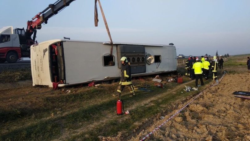 Son Dakika Trafik Kazasi Denizli De Otobus Devrildi 2 Olu 22 Yarali Gundem Haberleri