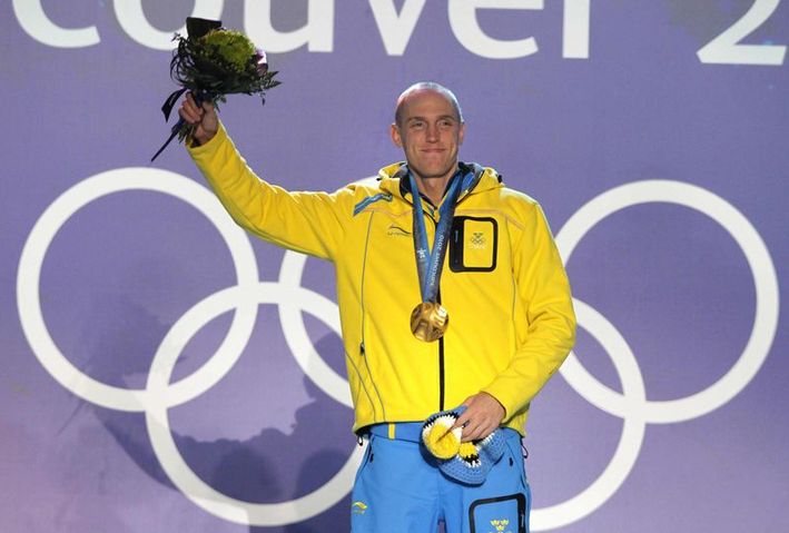 İsveçli şampiyon kayakçı Björn Ferry, sadece trenle yolculuğun öncülüğünü yapıyor.