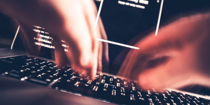 'Çocuklarınızı hacker olarak yetiştirmekten korkmayın!'