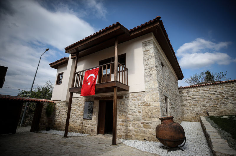 "Atatürk Evi"ne ziyaretçi akını