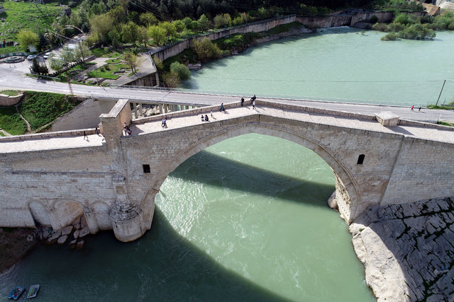 Diyarbakır köprüleriyle de turizmde gözde