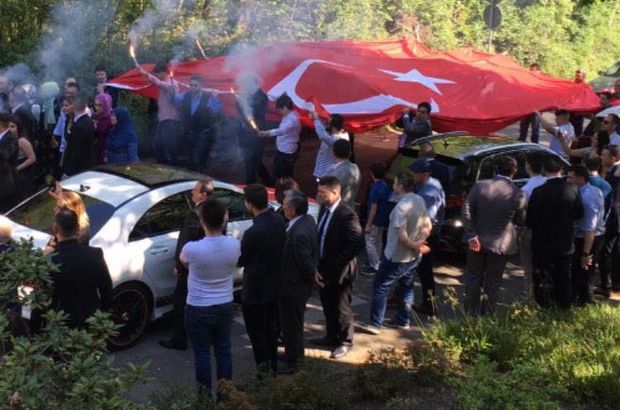 Türk düğün konvoyu Almanya'yı şaşırttı