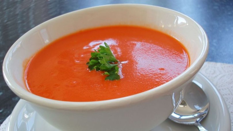 Kremalı domates çorbası nasıl yapılır? İşte ev yapımı domates çorbası tarifi...