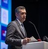Milli Eğitim Bakanı Ziya Selçuk, "Her çocuğun kendi içinde müfredat vardır. Dışarıdaki müfredattan öte içerideki müfredat çok önemli" dedi