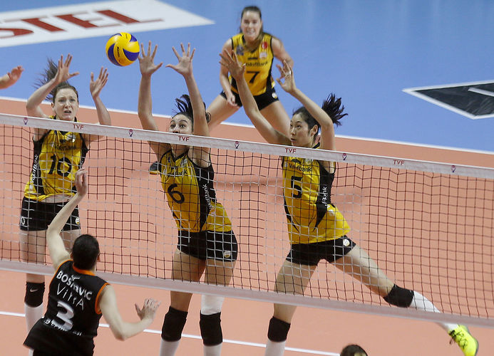 Vakifbank Eczacibasi Vitra Yi Maglup Ederek Sampiyonluga Ulasti