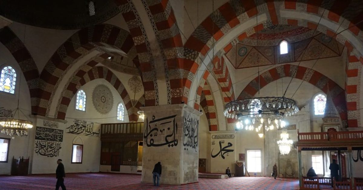 Edirne Teravih Ve Yatsi Namazi Saati Kacta 5 Mayis Diyanet Edirne Teravih Ve Yatsi Namazi Vakti Gundem Haberleri