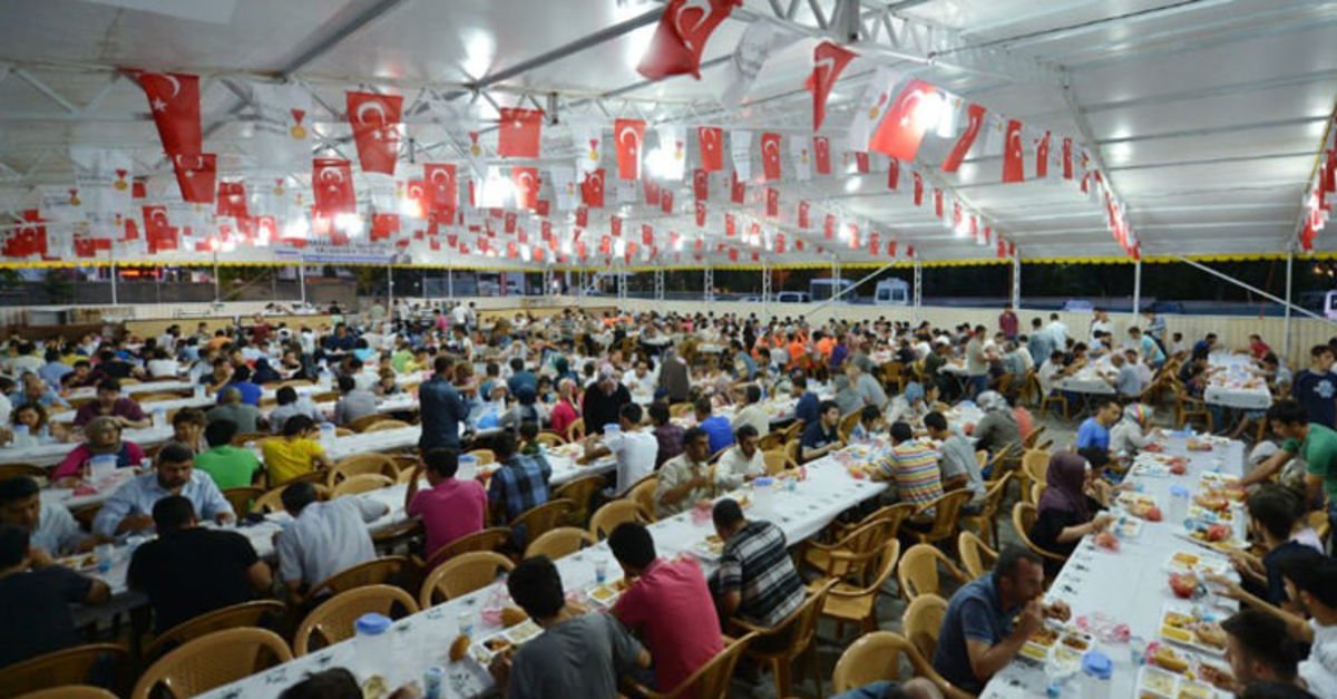 Adana Da Sahur Saati Ne Zaman 6 Mayis 2019 Diyanet Imsakiyesi Adana Sahur Vakti Gundem Haberleri
