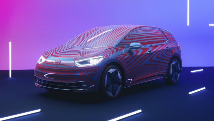 İlk elektrikli modelinin adı belli oldu!