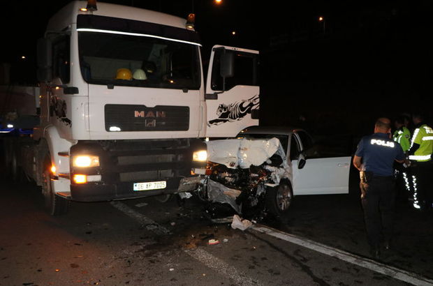 İzmir'de trafik kazası! 