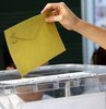 23 Haziran 2019 Pazar günü yapılacak İstanbul Büyükşehir Belediye Başkanlığı yenileme seçimlerinde uygulanacak seçim takvimi hazırlandı. Takvime göre seçim süreci bugün başladı. Kamu görevlileri arasından belirlenen sandık kurulu başkan ve üyelerinin listesi, seçime katılacak siyasi partilere 21 Mayıs Salı günü verilecek. İşte detaylar