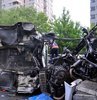 Ankara´da sürücüsünün kontrolünü kaybettiği TIR, yön levhasının direğine çarparak devrildi. Kazada yaralanan TIR sürücüsü ambulansla hastaneye kaldırıldı.