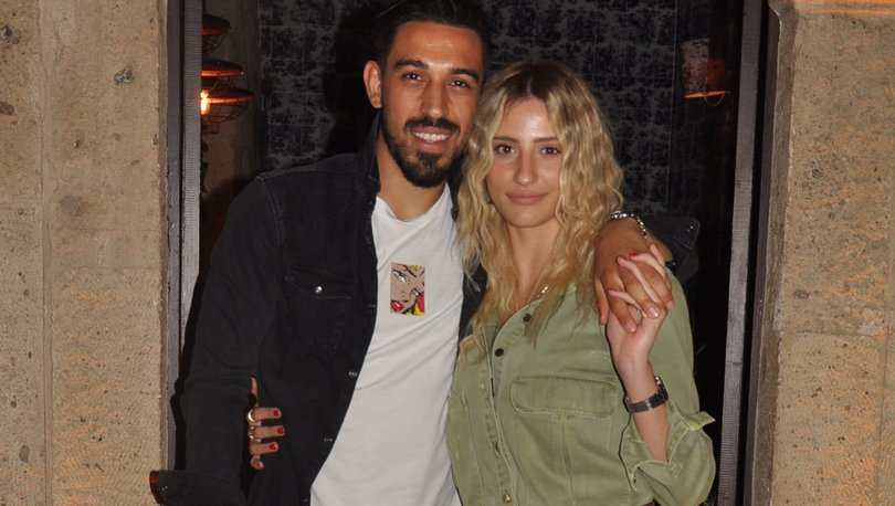 Futbolcu İrfan Can Kahveci sevgilisi Gözde Doyran ile Alaçatı'da - Magazin haberleri