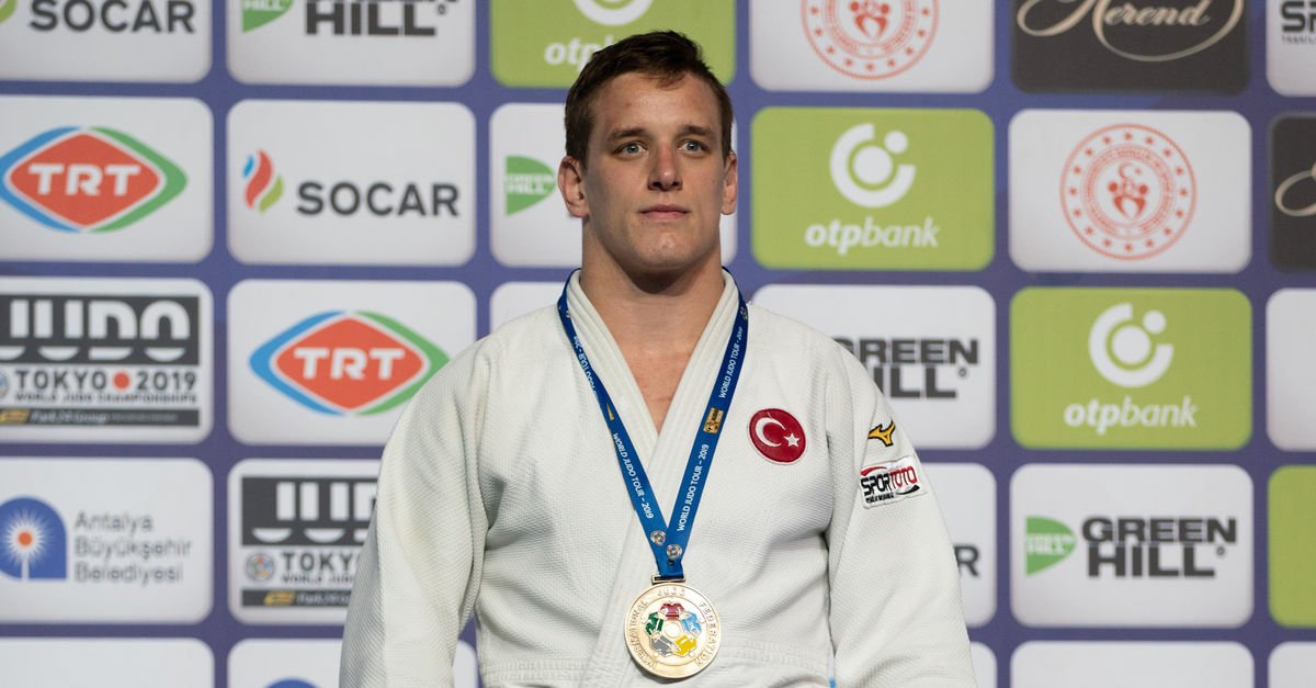 Mikail Özerler'den altın madalya Diğer Haberleri