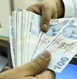 İhbar tazminatının sadece işverenin işçiye ödemekle yükümlü olduğu bir tazminat olarak biliniyor. Oysa ihbar tazminatı hem işvereni, hem de işçiyi bağlar. Gerektiğinde işçi de işverene ihbar tazminatı ödemek zorunda kalabilir. Habertürk’ten Ahmet Kıvanç, ihbar tazminatıyla ilgili bilinmesi gereken püf noktaları yazdı.