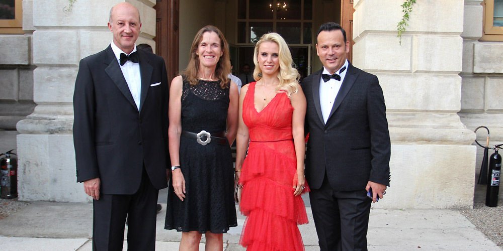 Görkemli mezuniyet...